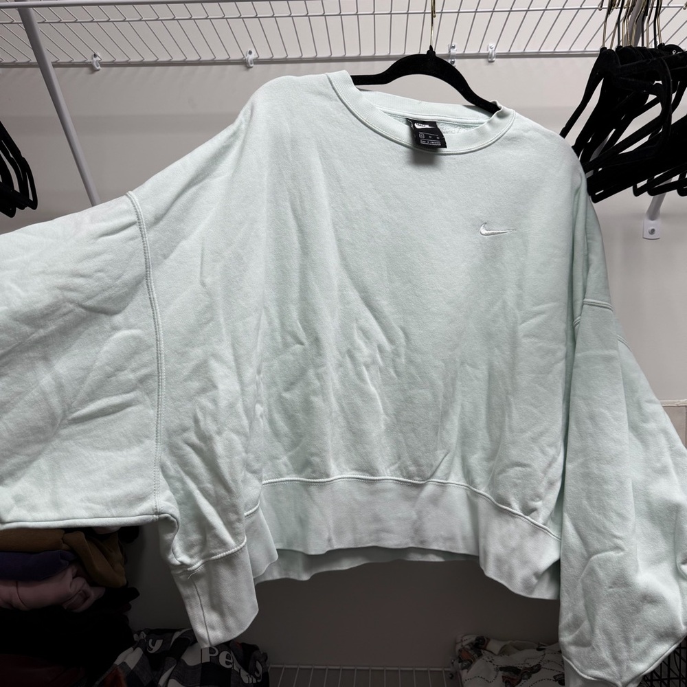 Nike Seafoam Green Cropped Sweatshirt